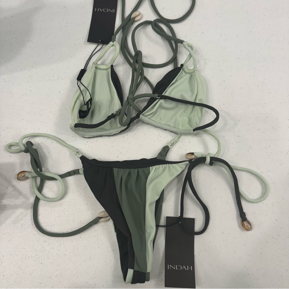 NWT Indah Two-Tone Triangle Bikini - Picture 3 of 3